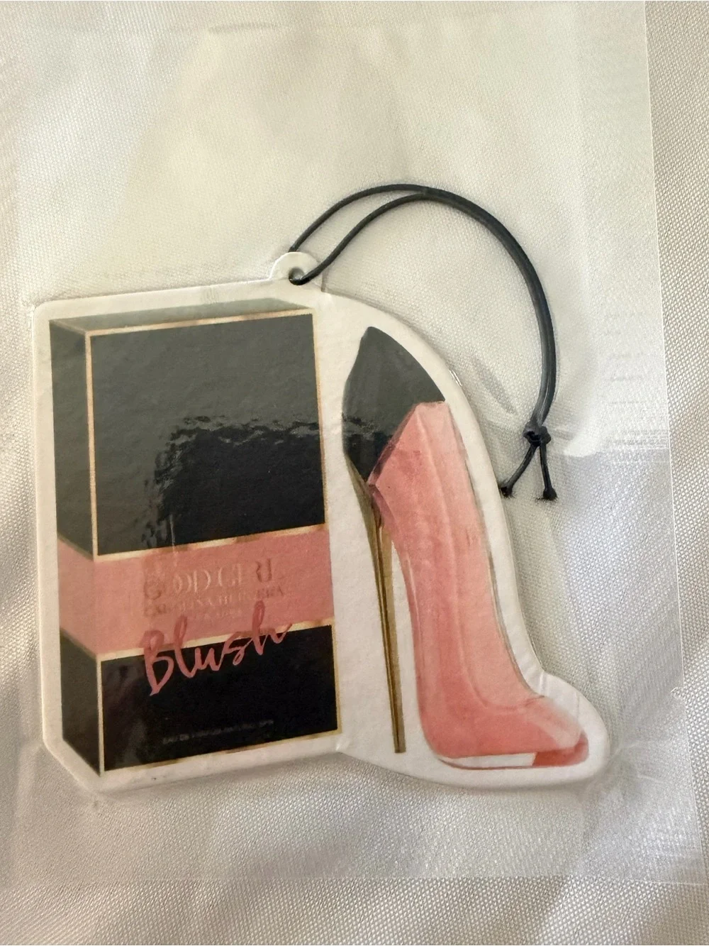 Set if 2 Essence Women's Pink Scented Air Fresheners